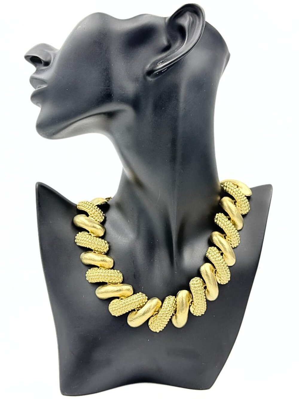 Stunning Signed Textured Gold Plate Modernist Byzantine Collar Necklace